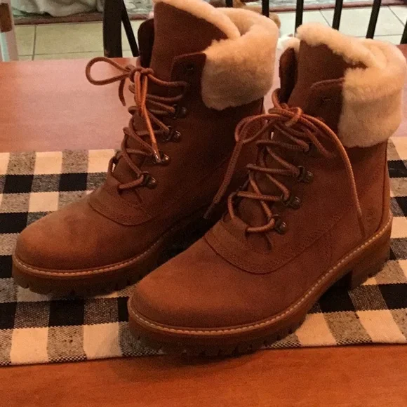 Timberland | Shoes | Timberland Boots Size 9 2 Never Worn In 